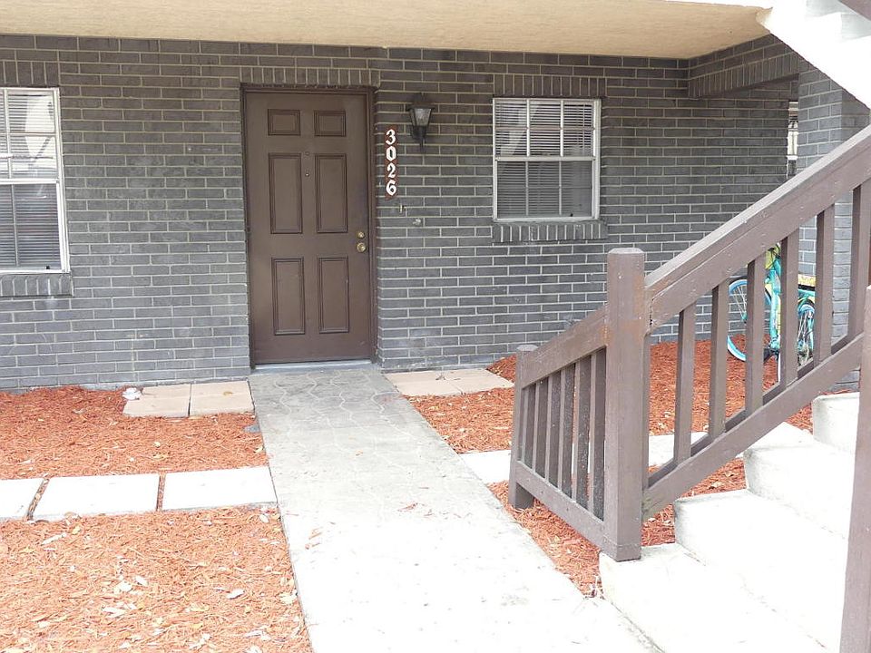 1st image of 3026 Sir Hamilton Cir