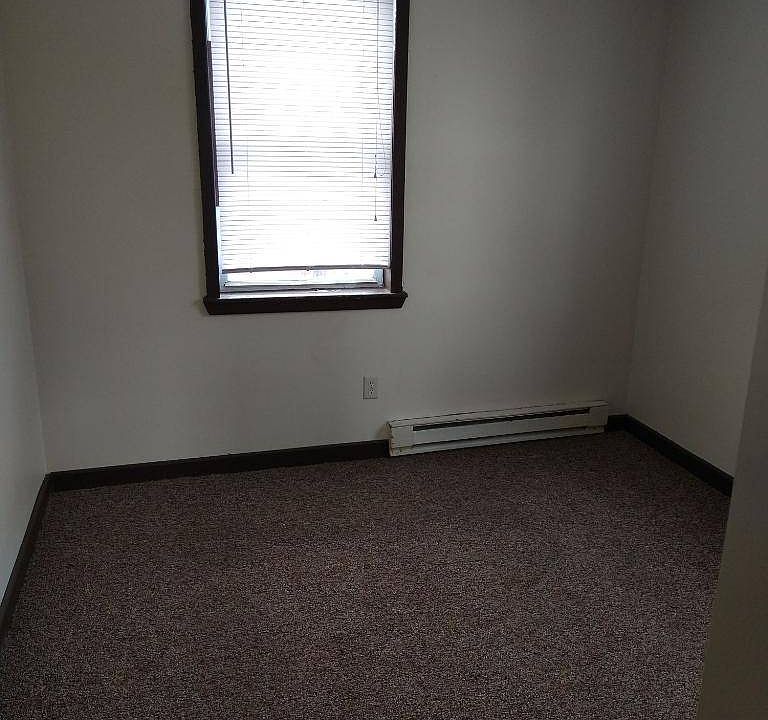 2nd image of 122 N Main St Floor 2