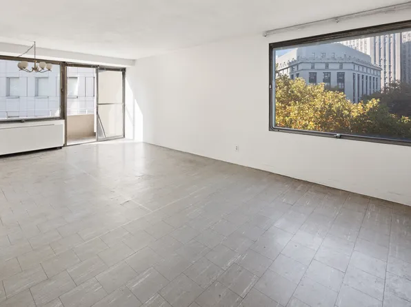170 Park Row 5A image 2 of 13