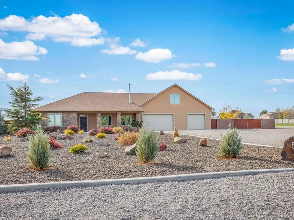 5939 Everett St, West Richland, WA 99353