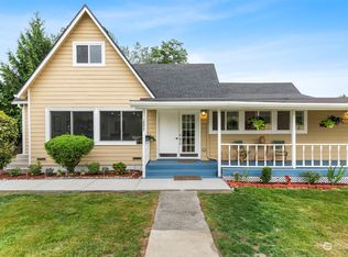 19922 Maranatha Ln NE, Poulsbo, WA 98370