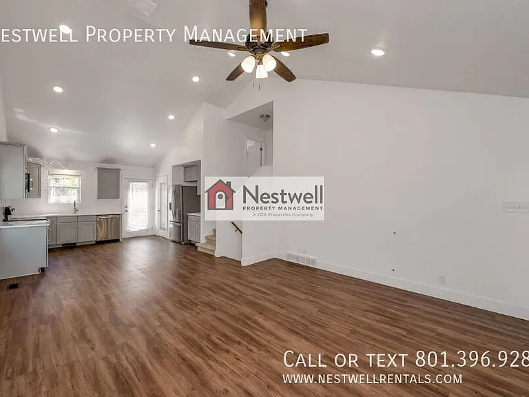 3131 Applewood Dr — Photo 8