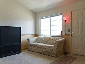 4th image of 2672 S Melville Dr