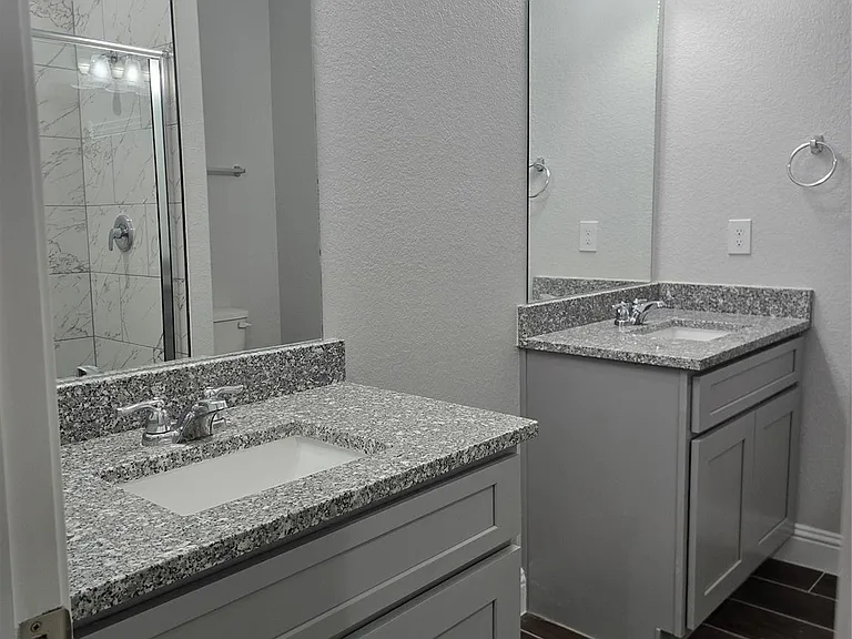 213 Adoue Ave — Photo 5