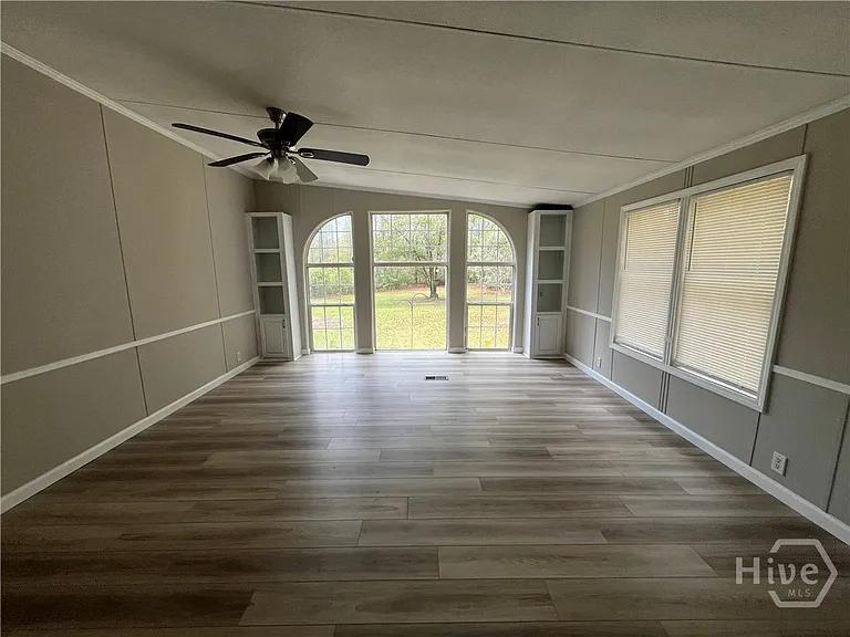 2518 Courthouse Rd — Photo 8