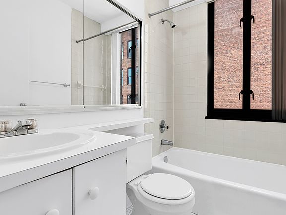 3rd image of 407 Park Ave S APT 17D