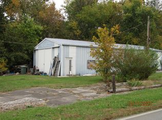 610 Georgetown Rd, Paris, KY 40361