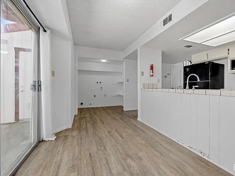 4600 Beechwood St #95 — Photo 12