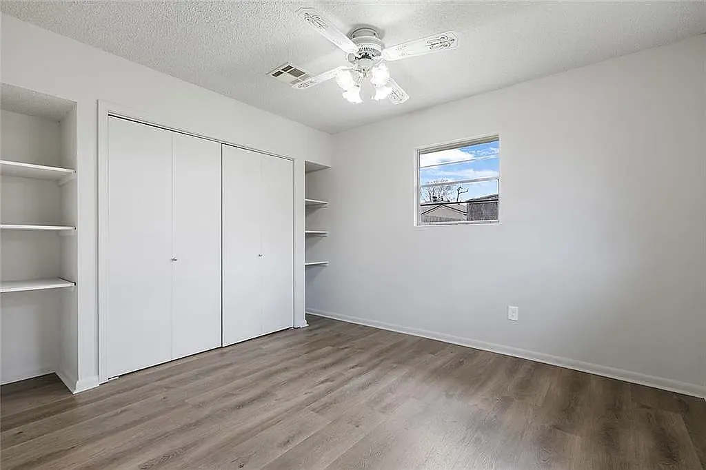 2 bed, 700 sqft, $1,250 — Photo 3