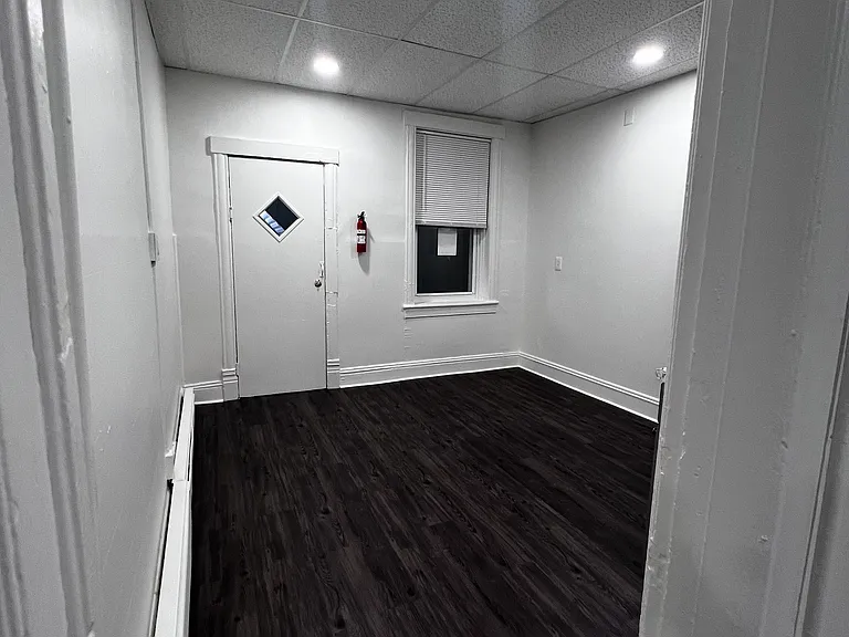262 Madison Ave #3 — Photo 4