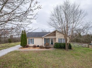 172 Wagon Trl, Taylorsville, KY 40071