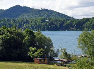 220 Sims Rd, Hiawassee, GA 30546