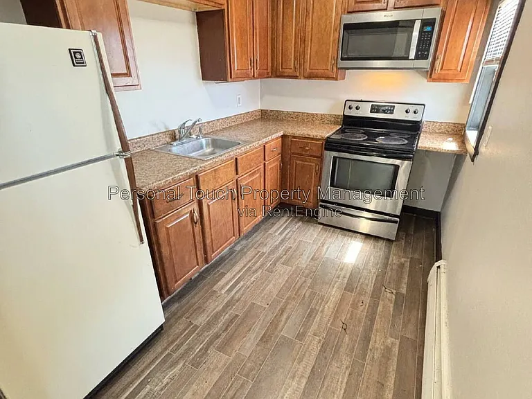 702 21st St S #3 — Photo 4