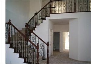 1st image of 893 Ringdahl Cir