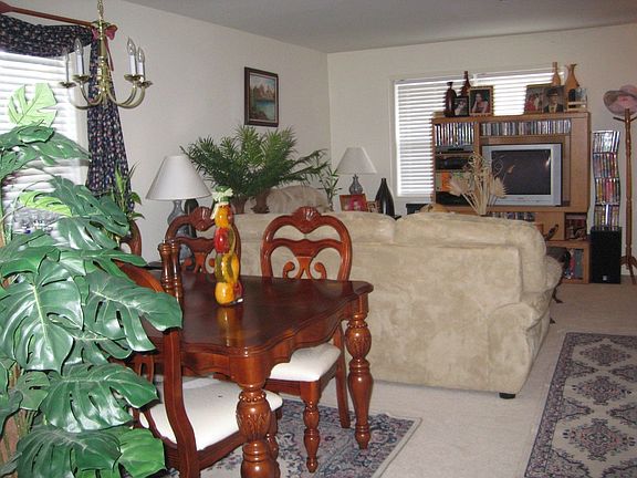 Formal Dining