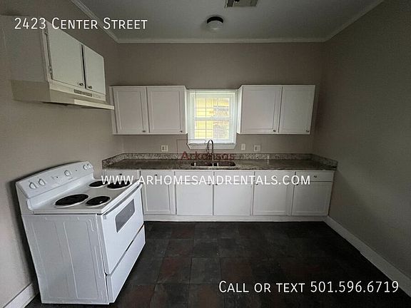 5th image of 2423 Center St
