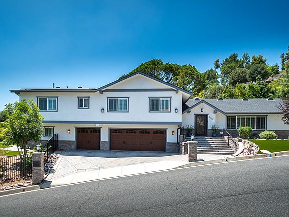 3rd image of 5361 Harter Ln