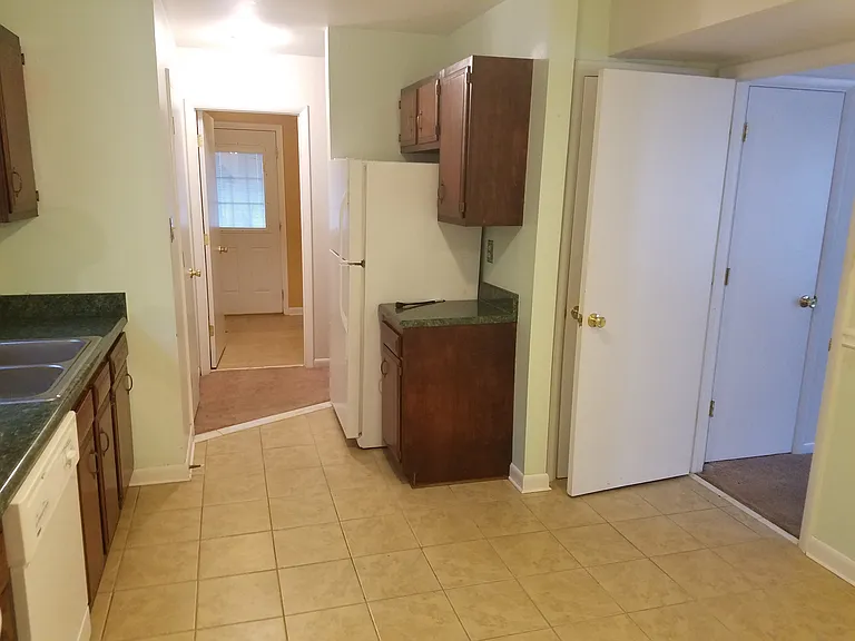 5012 Cedarbend Ln — Photo 6