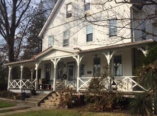 643 Old Lancaster Rd, Bryn Mawr, PA 19010