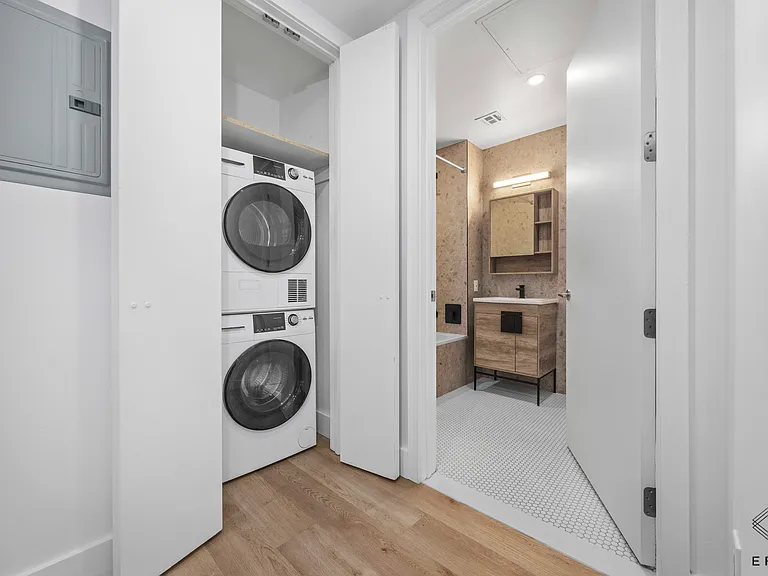 2045 Ocean Ave #406 — Photo 10