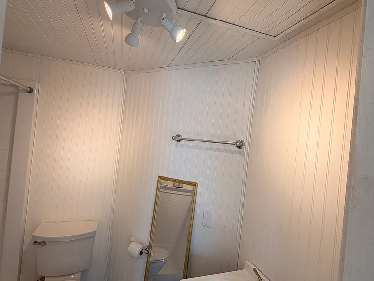 1033 Tennessee St #2 — Photo 11
