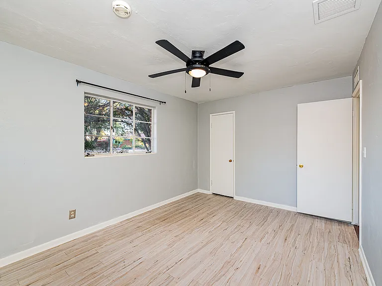 2827 E La Cienega Pl — Photo 16