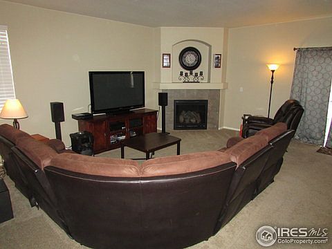 4th image of 635 Clarendon Dr