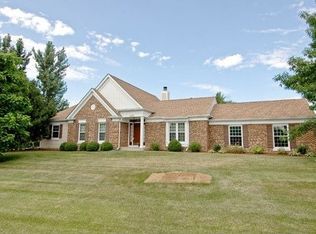 417 Arabian Pkwy, Dundee, IL