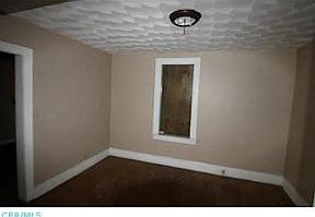 5th image of 1497 Granville St