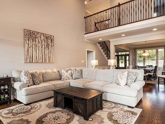 5th image of 1920 Dobson Park Ln