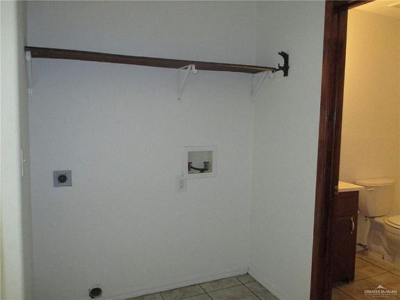 5th image of 2316 Ashley Ave APT 1