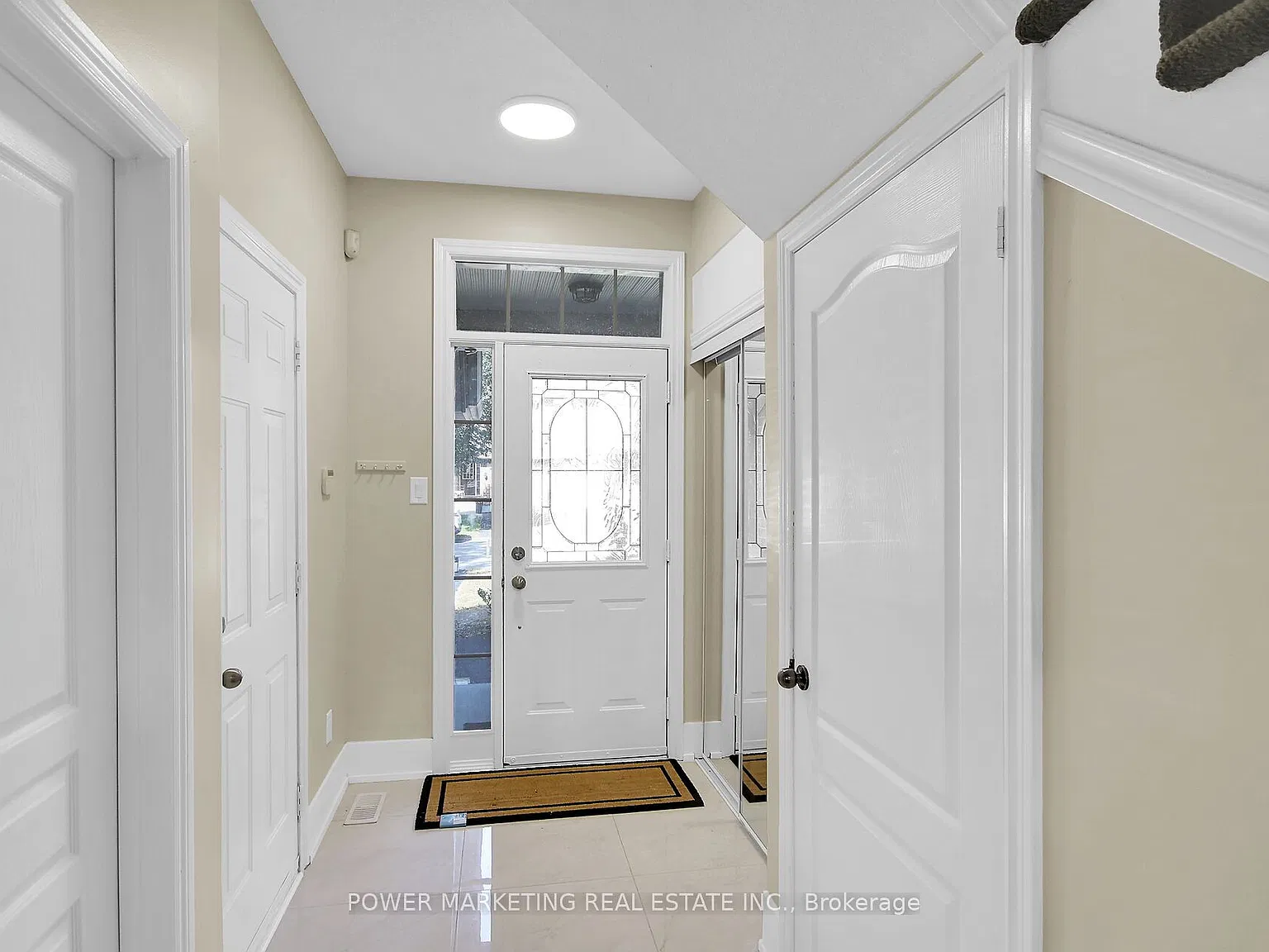 3 bed, $2,700 — Photo 4