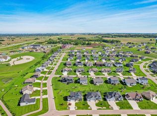 150 Hickory Glade Dr, Deforest, WI 53532