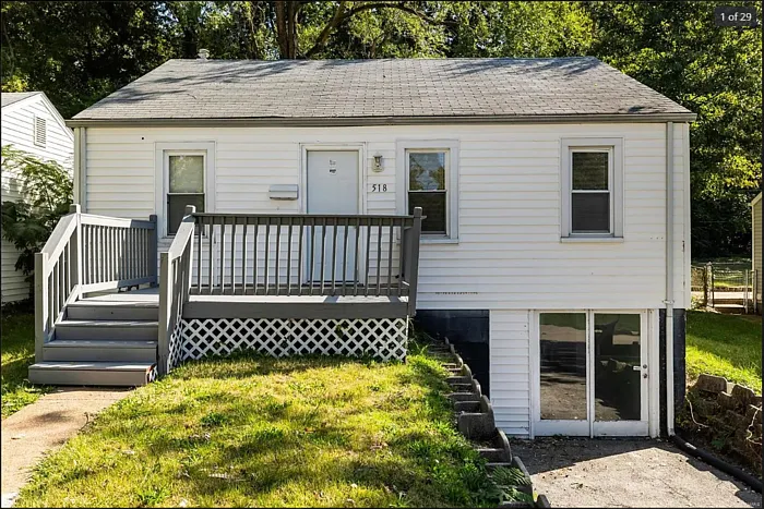518 Averill Ave photo 1