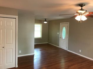 227 W 35th St, Steger, IL 60475