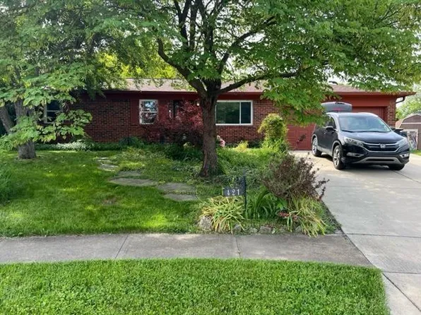 421 Saint John Ct N, Beech Grove, IN 46107