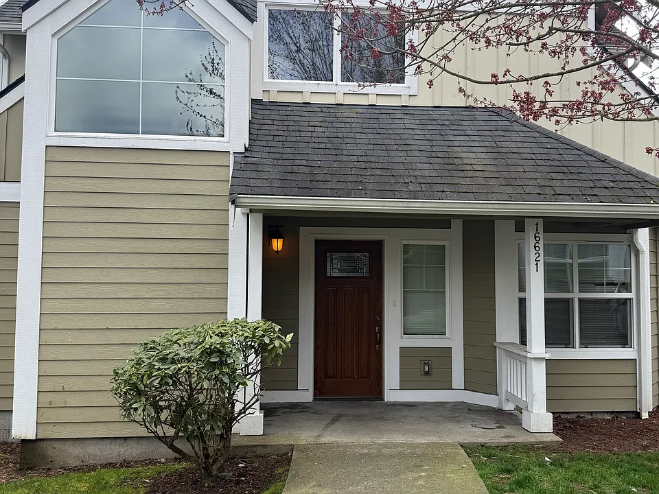 16613 33rd Ave W