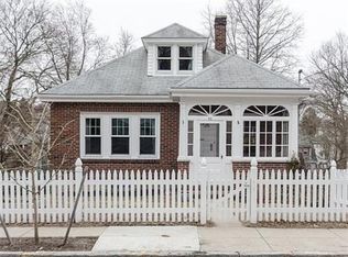 28 Cornell St, Roslindale, MA 02131