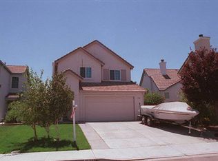 1044 Crossridge Dr, Brentwood, CA