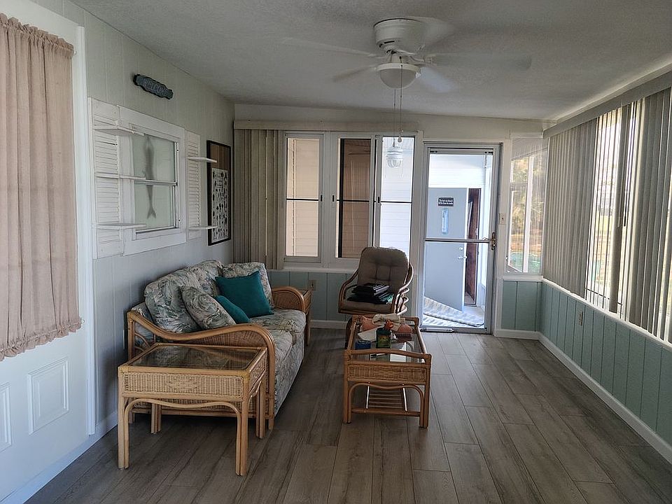 All season lanai
