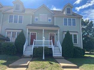 646 Bedford St APT A8, Whitman, MA 02382