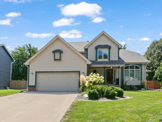 2107 John St, Papillion, NE 68133