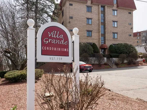 159 Franklin St APT E8, Stoneham, MA 02180