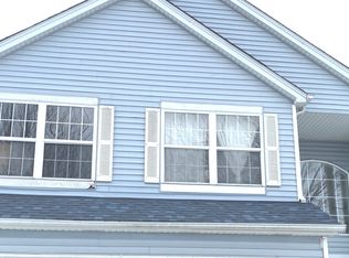 1951 Somerset Dr, Romeoville, IL 60446