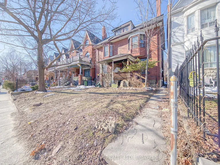 46 Springhurst Ave #MAIN — Photo 1