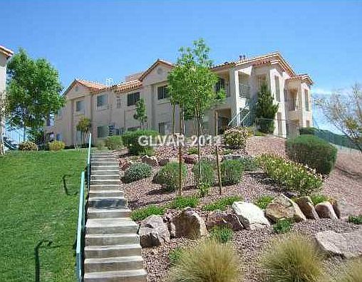 1st image of 2110 N Los Feliz St #1071