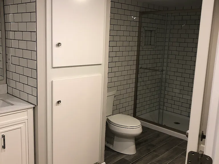 Huge bathroom