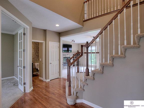 5th image of 11909 S 47th St