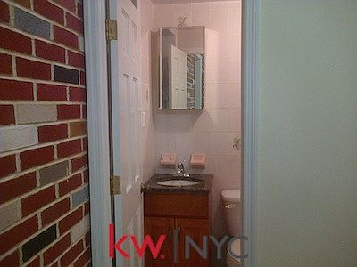 3rd image of 109 Madison St APT 15