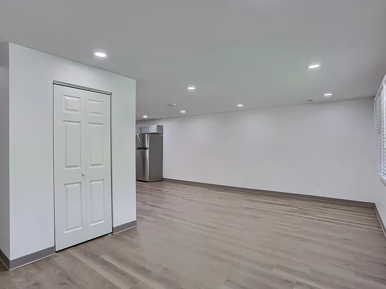 124 Kathleen Dr #3 — Photo 18